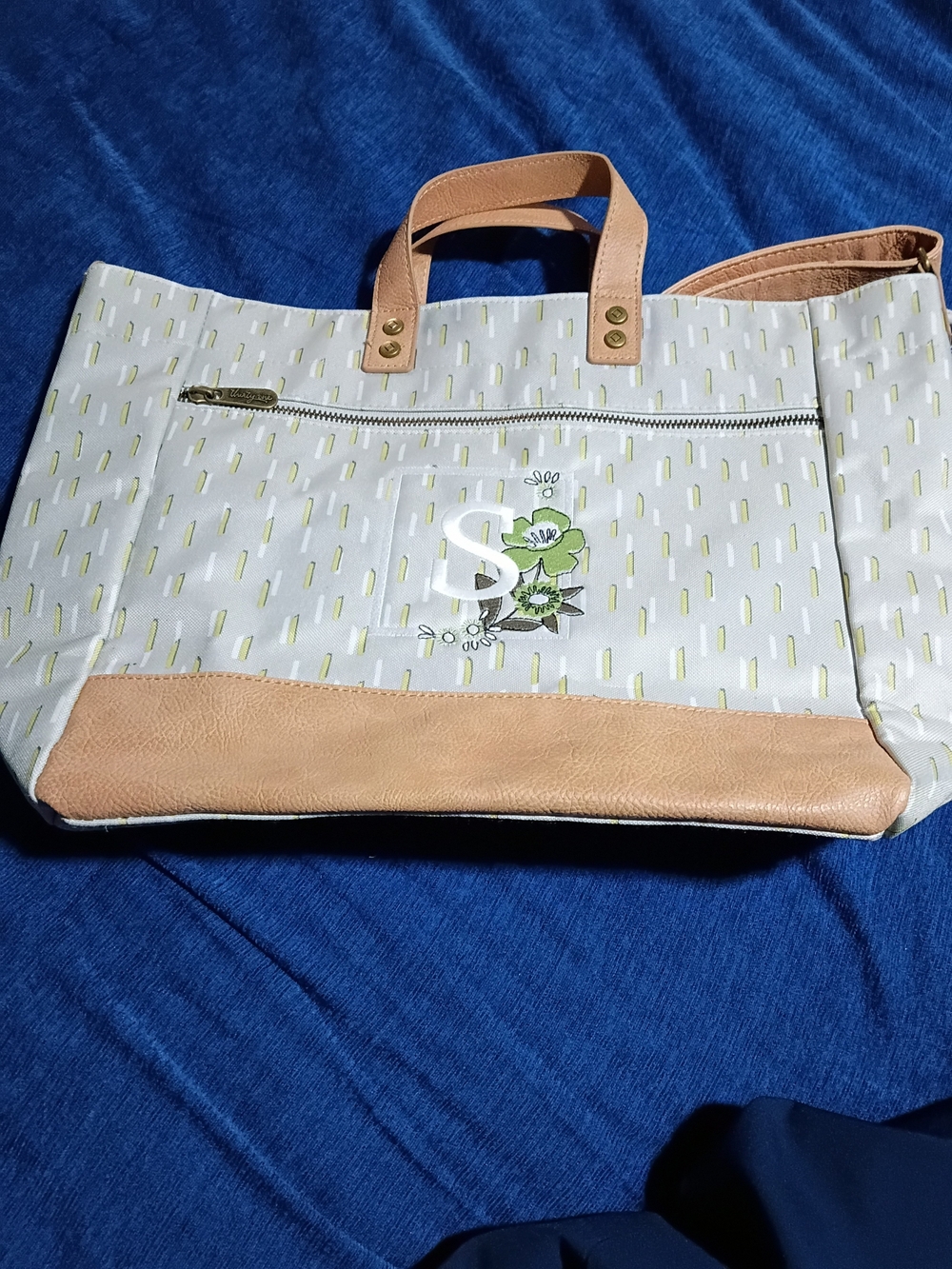 Thirty-one Gray Tote with Tan Trim and Green And White Accents